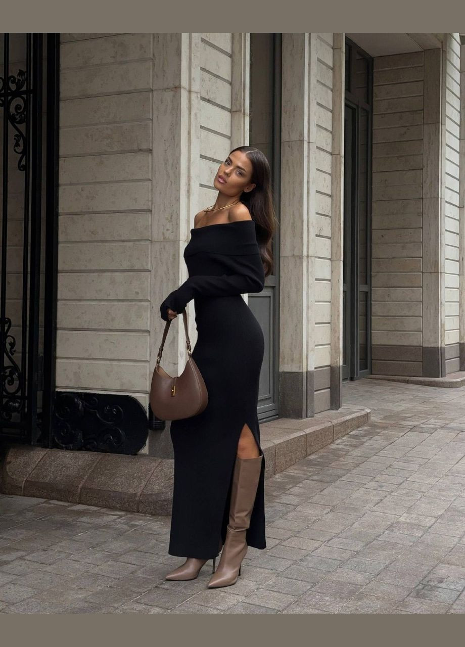 Черное трендовое платье с открытыми плечами и боковым вырезом из турецкого рубчика, однотонное черное демисезонное платье No Brand однотонное