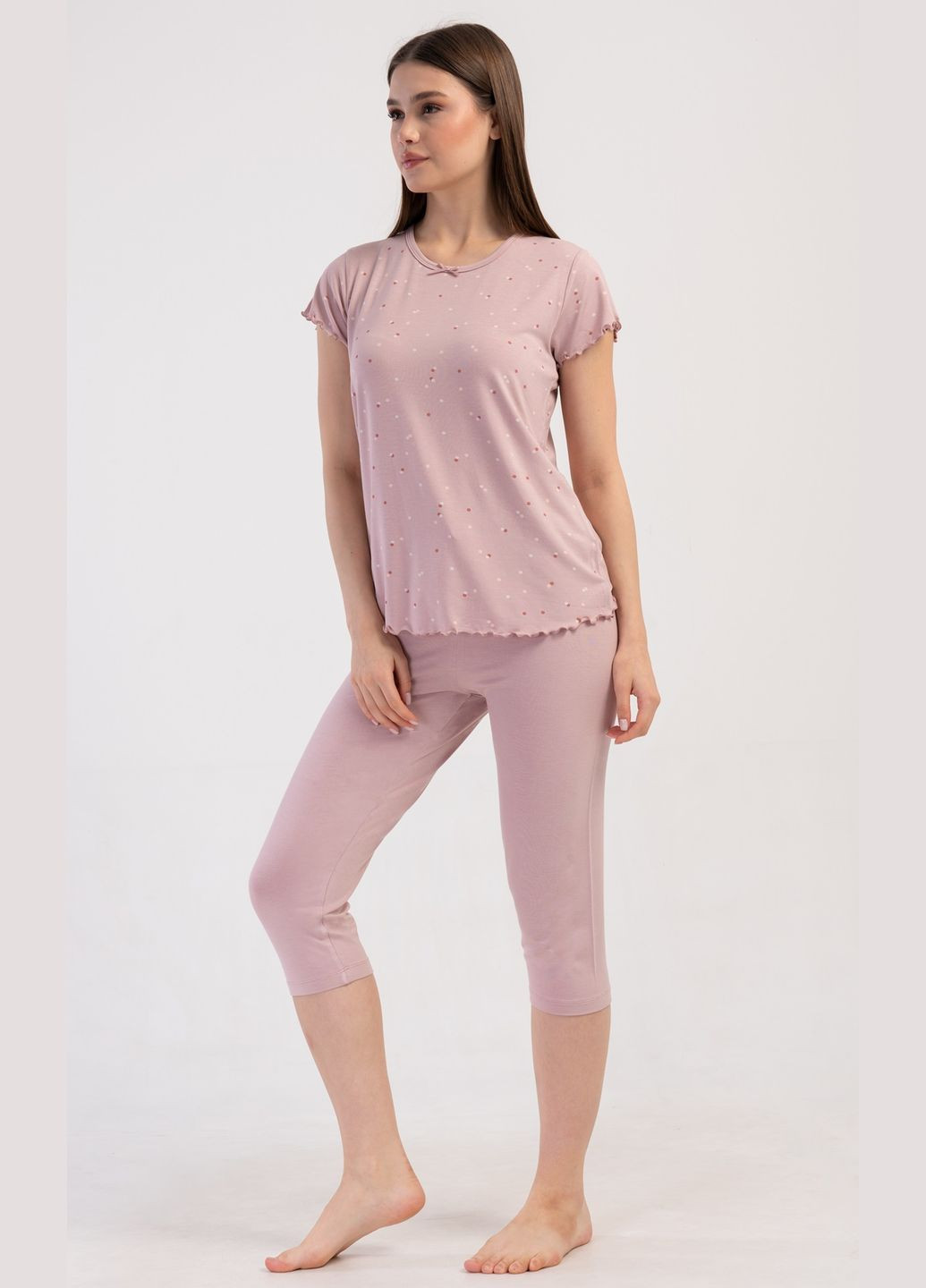 Розовая всесезон пижама вискозная женская большого размера (футболка, бриджи) футболка + бриджи Vienetta