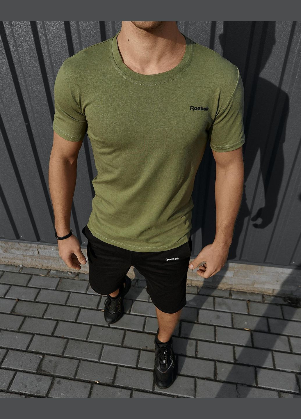 Хаки (оливковая) футболка базовая однотонная ткань высокого качества No Brand