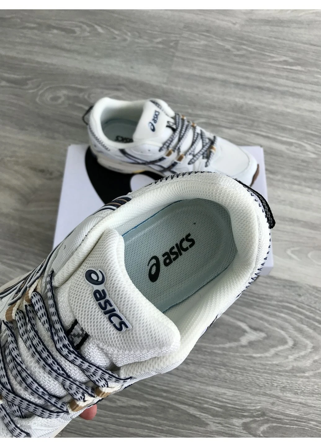 Білі кросівки чоловічі asics grel-kahana 8 white blue yellow | асікс гель-кахана 8 білі демісезон No Brand