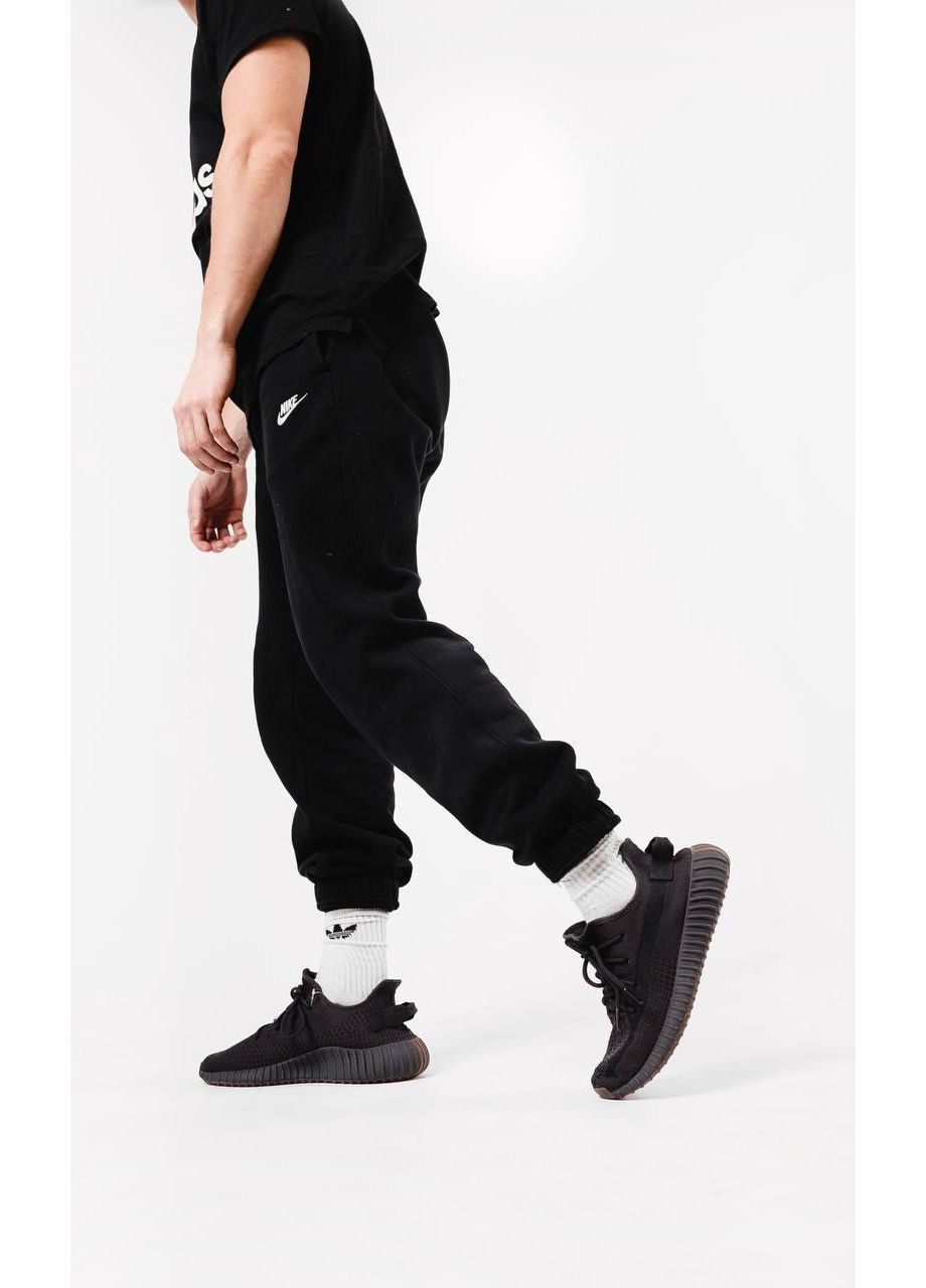 Черные демисезонные кроссовки мужские adidas yeezy boost 350 v2 cinder адидас изи буст No Brand