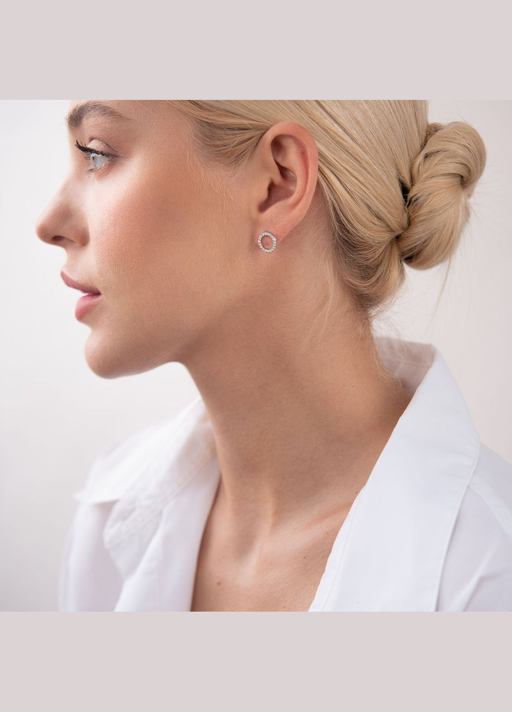 Серебряные серьги Круговорот с фианитами OR116150 Oniks (264392738)