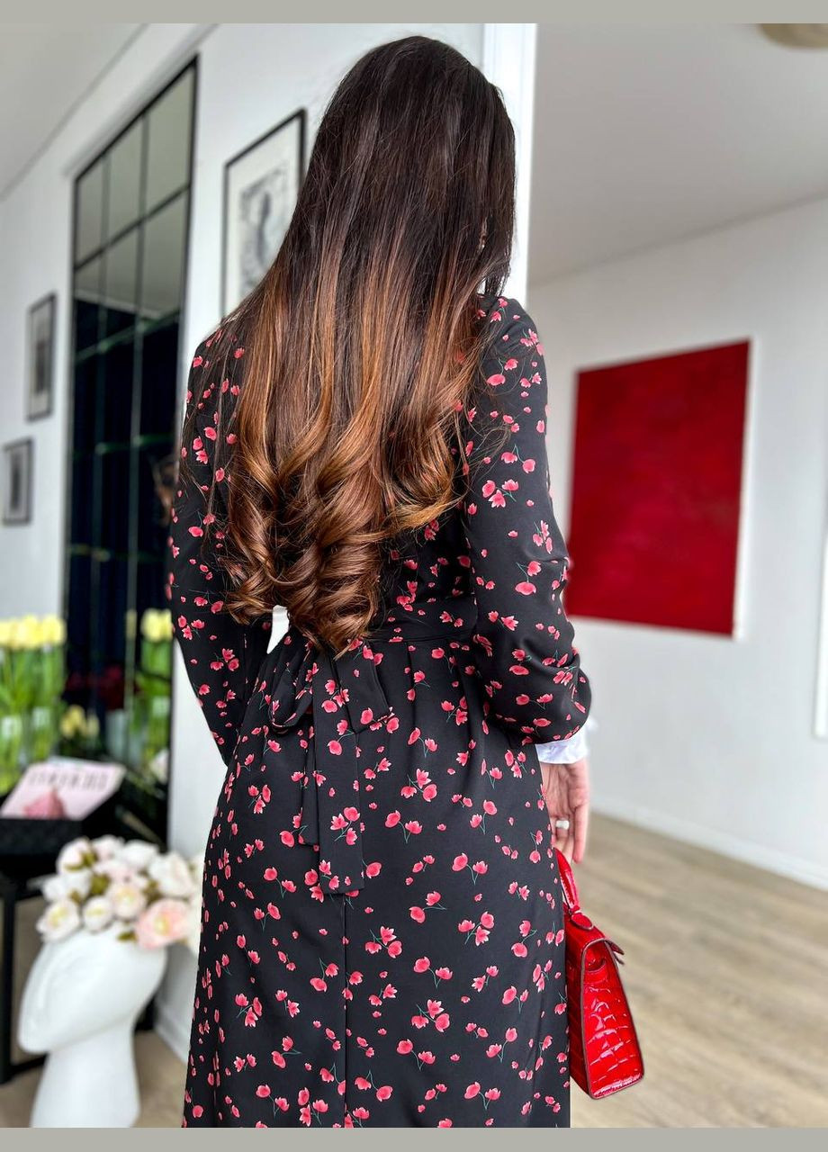 Черное яркое лёгкое летнее платье из качественного софта в цветочном принте,черное платье-миди на пуговицах с длинным рукавом No Brand