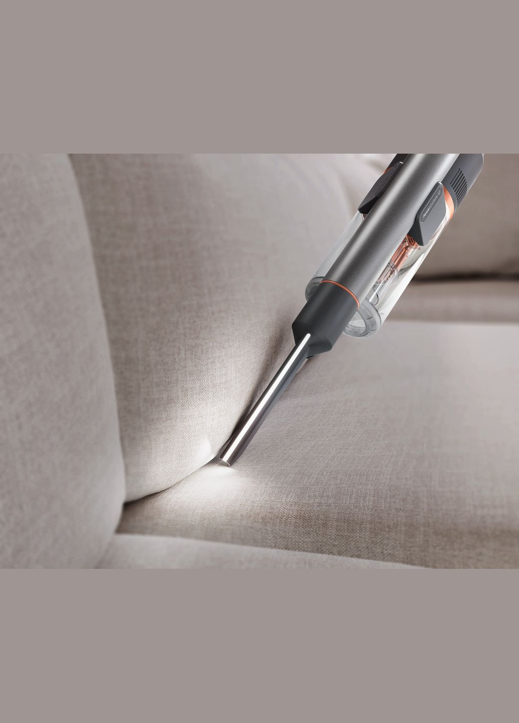 Пылесос беспроводной Aqua Plus, 7000 Series, конт пыль 0.6л, автон. работа до 80мин, вес-1.7кг, турборежим, черный Philips (315040824)