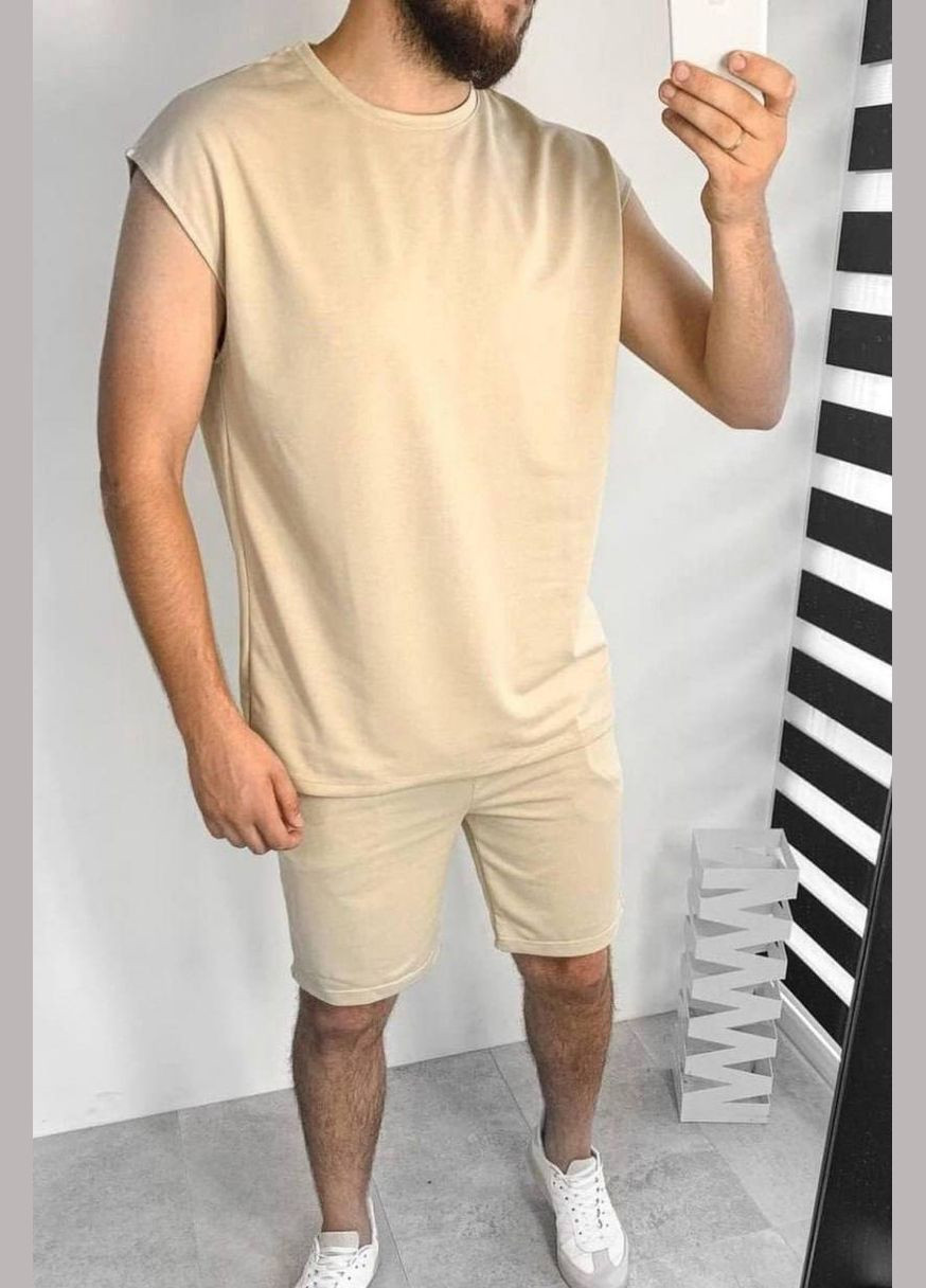 Бежевый летний спортивный костюм мужской бежевого цвета с шортами Let's Shop