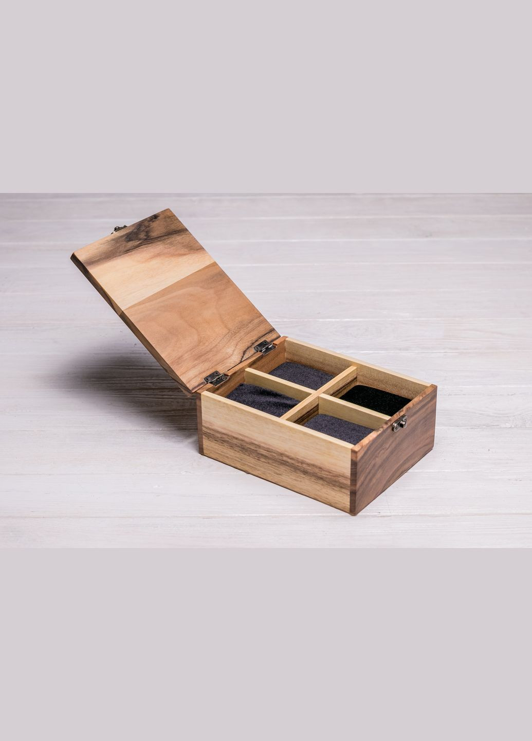 Коробочка для часов с именем на подарок EcoWalnut (295266090)