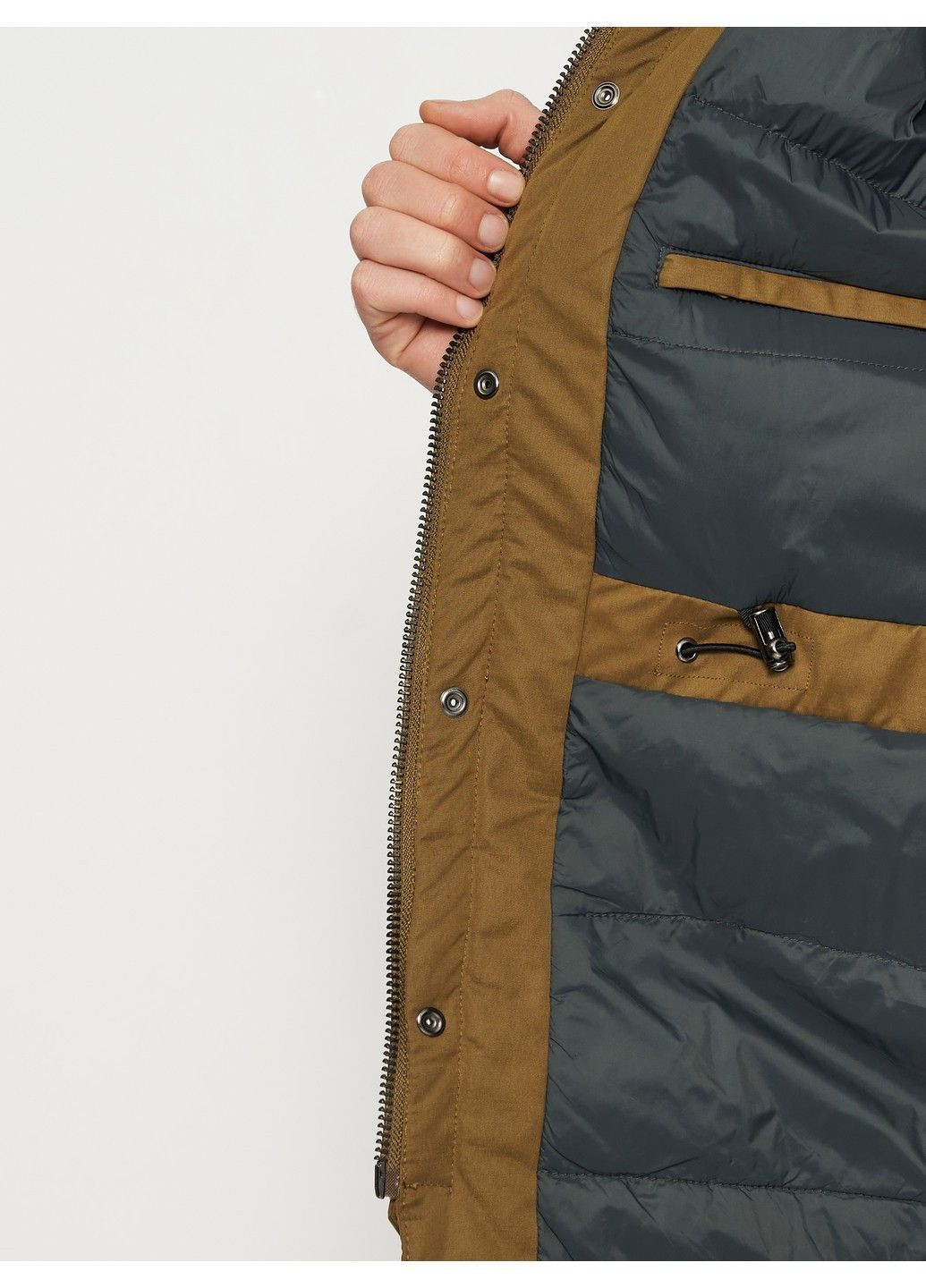 Оливковая (хаки) демисезонная куртка C&A