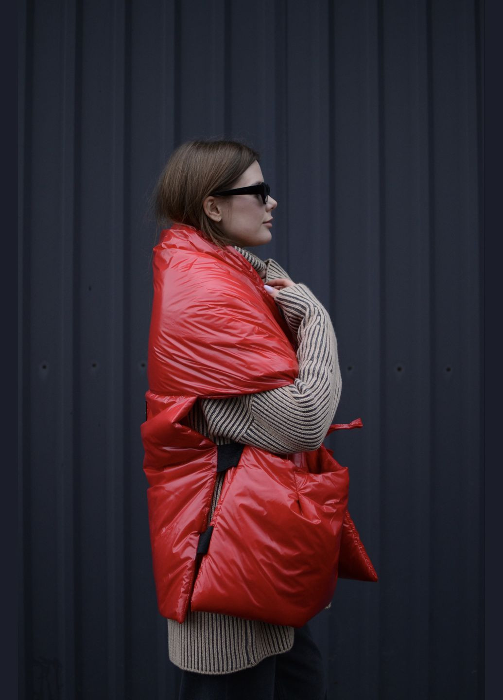 Жилетка "RougeLove" з відстібним капюшоном HOCHUSOBITAKE (316134657)