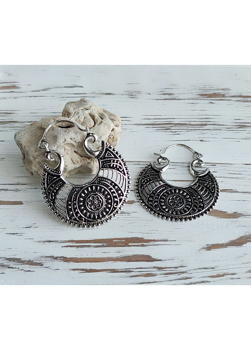 Етнічні індійські сережки з орнаментом під срібло No3 No Brand (364202418)