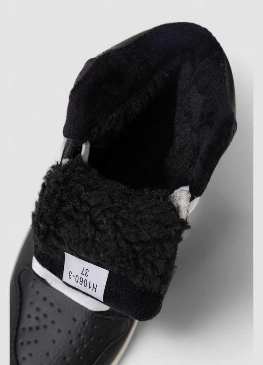 Кроссовки женские зимние на меху Ager 248RH1060 чёрно-белые демисезоны (338370592)