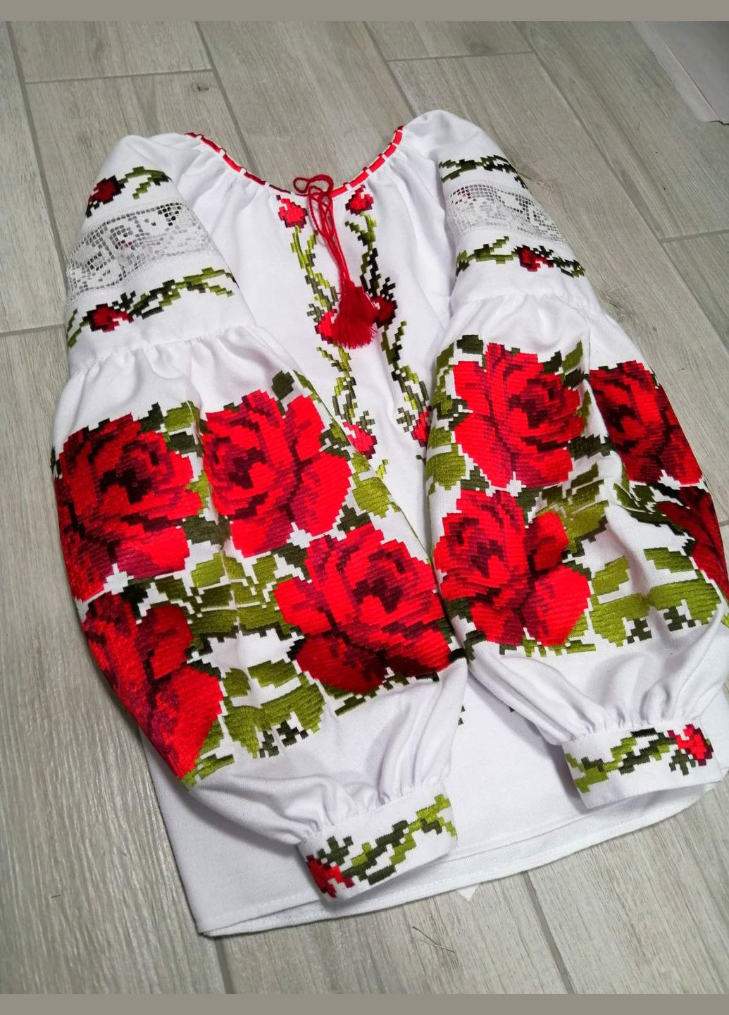 Белая блузка женская "яркая роза" (331154507)