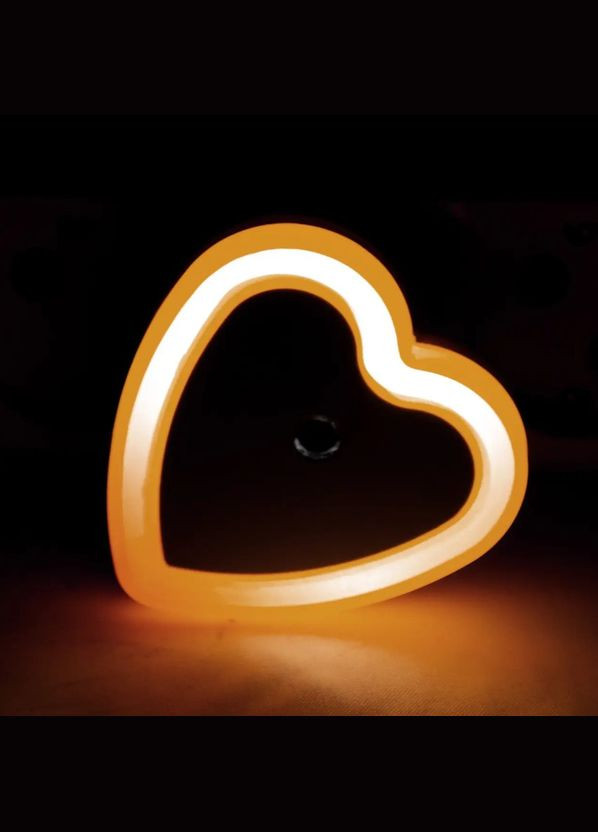 Неоновий світильник нічник Сердечко з датчиком світла DL в розетку жовтий Led (307471445)