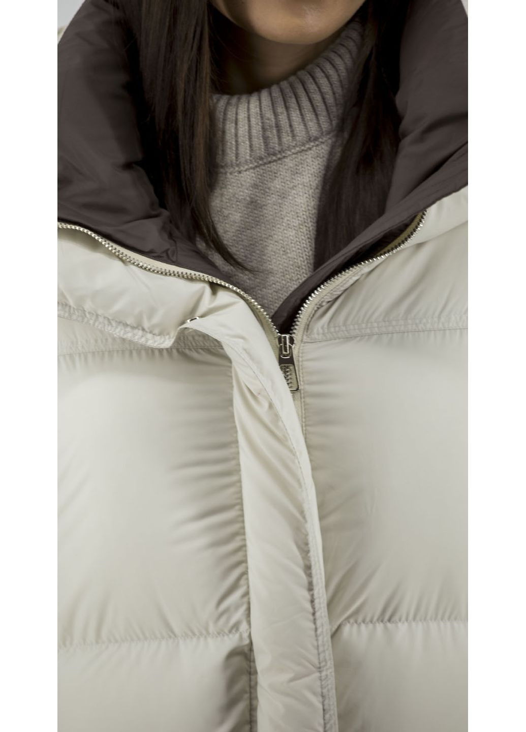 Молочный зимний Пуховик No Brand