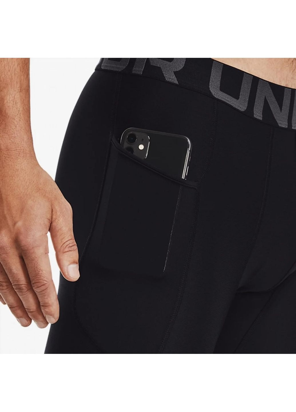 Черные демисезонные брюки Under Armour