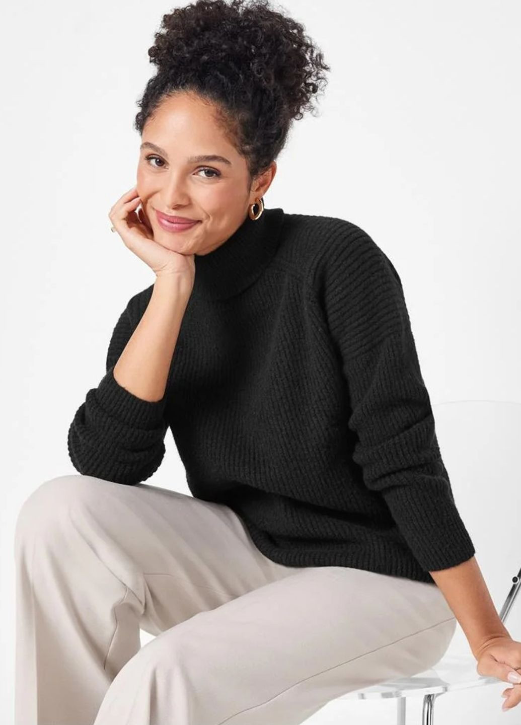 Черный демисезонный женский вязаный свитер под горло с шерстью джемпер Esmara