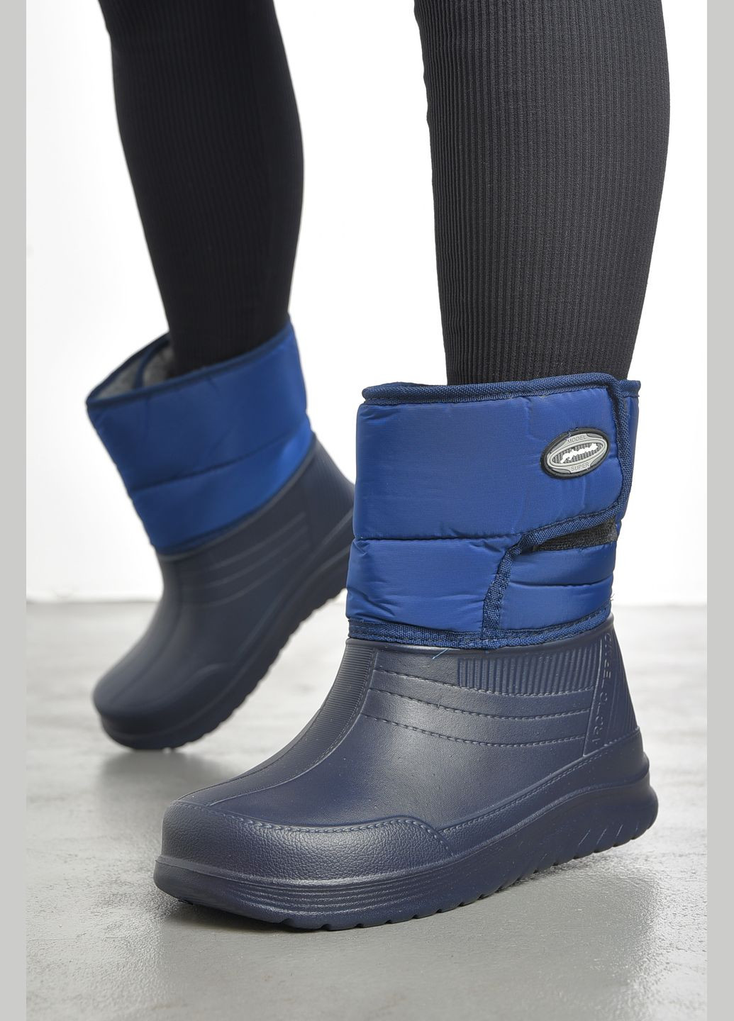 Дутики жіночі на хутрі темно-синього кольору Let's Shop (305572941)