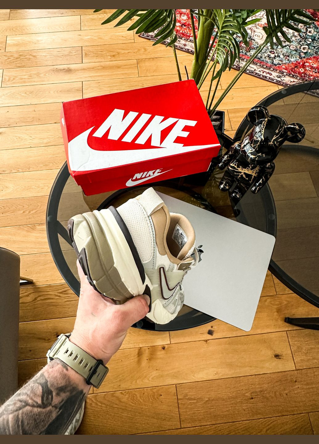 Бежевые демисезонные кроссовки мужские и женские nike runtekk orewood brown light bone | найк рунтекк оревуд бежевые No Brand