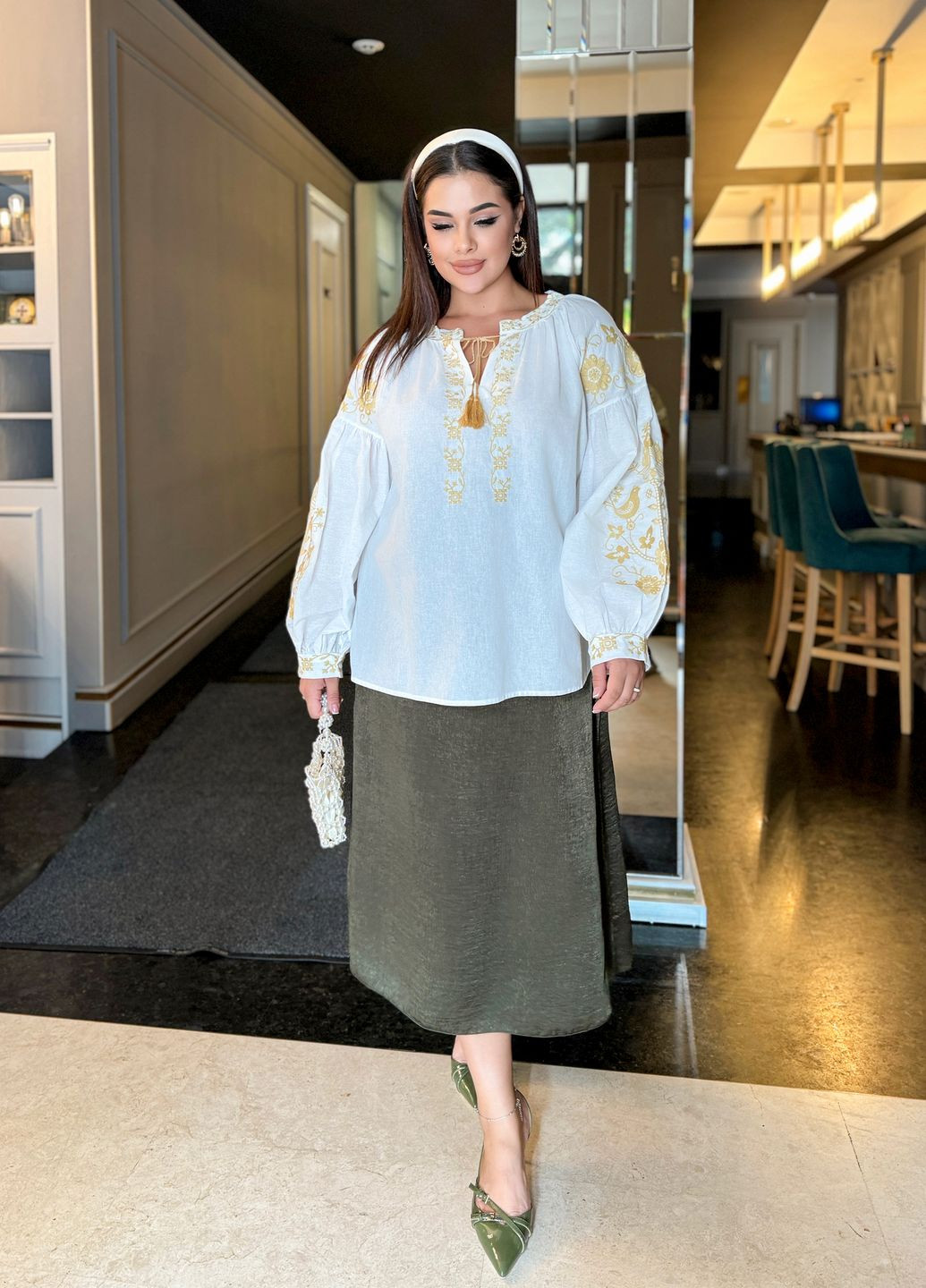 Белая женская вышиванка узор цветочный свободная, прямой хлопок (303776749)