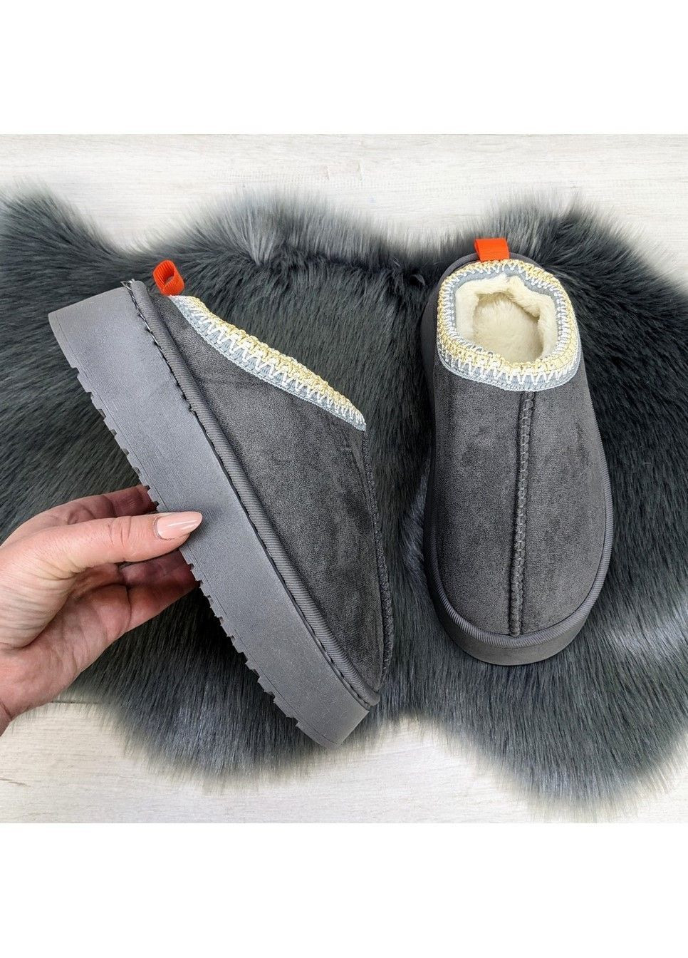 Тапочки-уггі жіночі на хутрі Fashion (307147849)