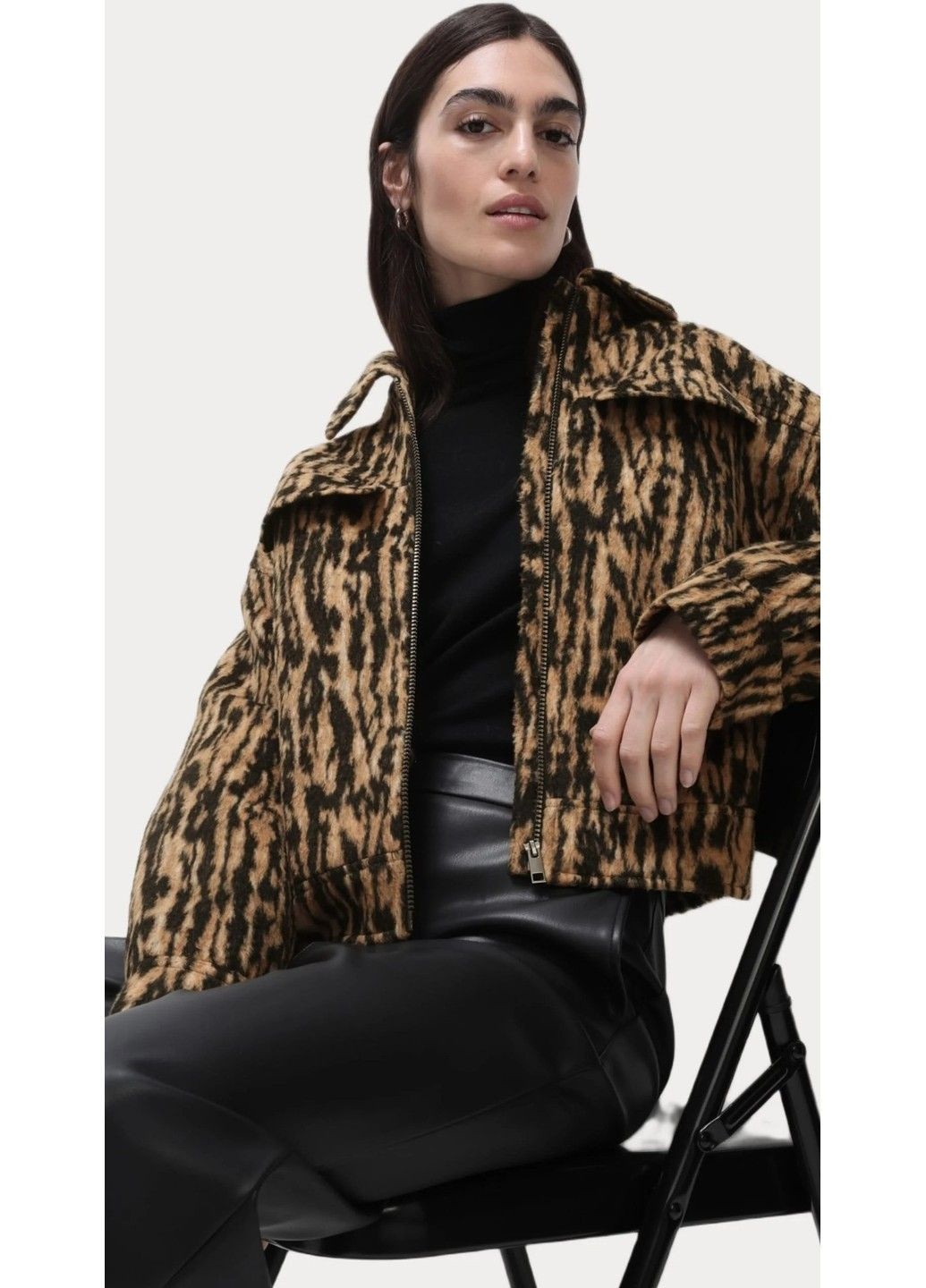 Коричнева демісезонна жіноча флісова куртка тигрового принту м&s (58086) 8 коричнева M&S