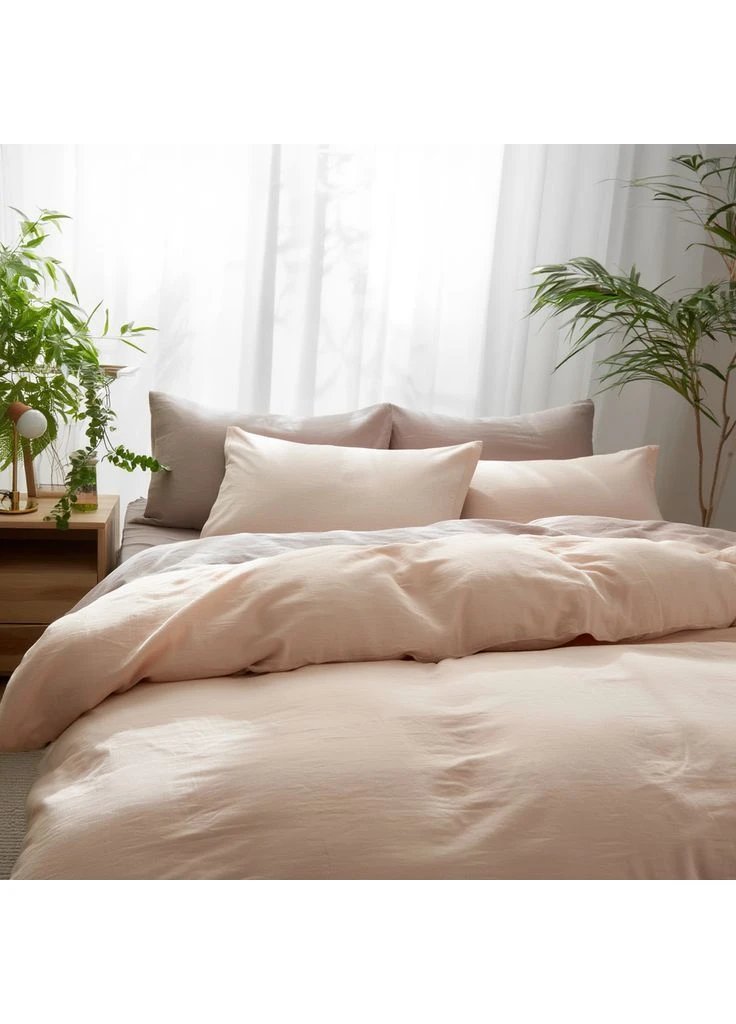 Комплект постельного белья евро муслин люкс 200×230 см, розовые лепестки ТМ COLORFUL HOME 004-167-7-24-5 No Brand (397078888)