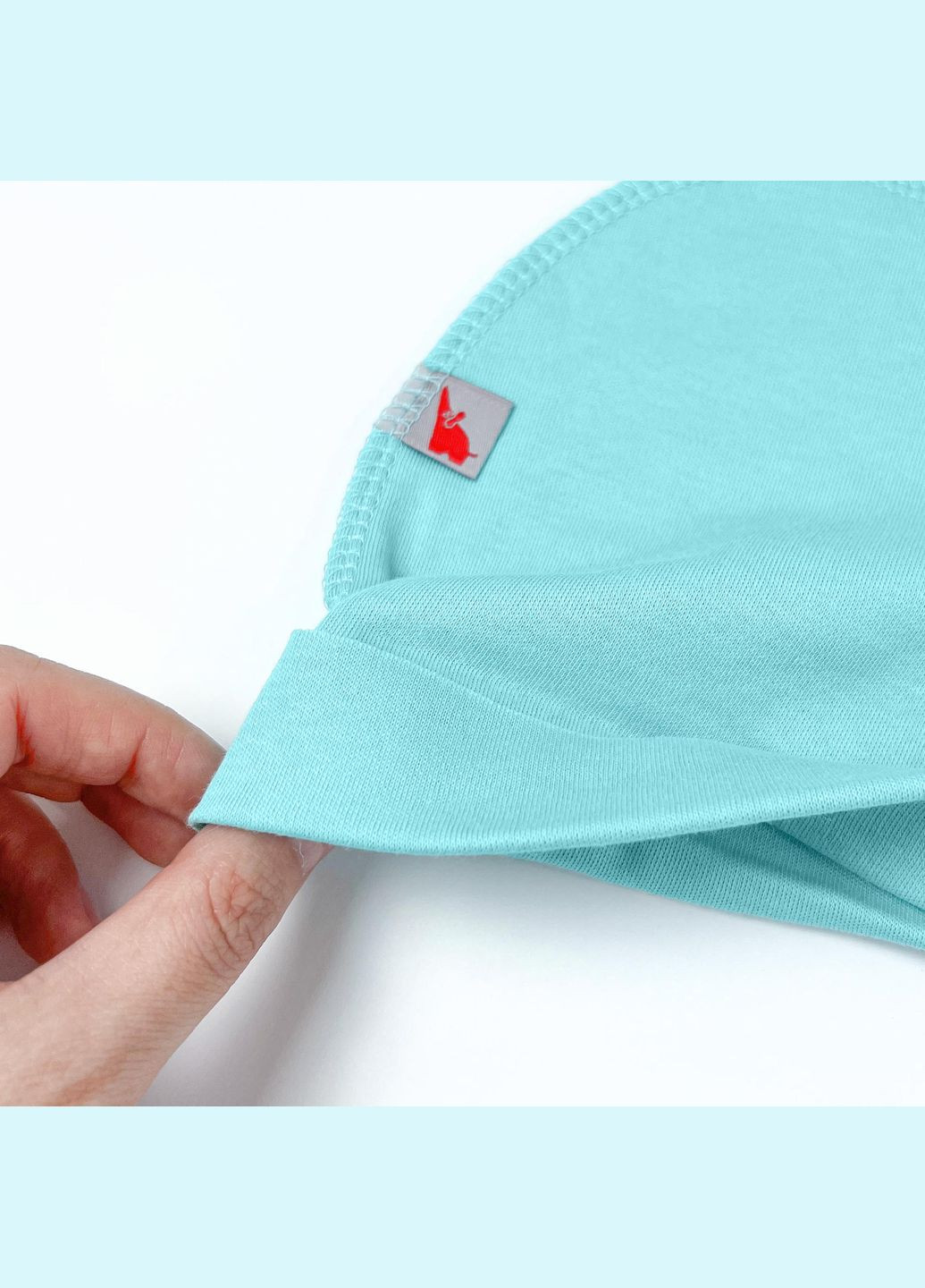 Шапочка однотонная с наружным швом Breeze 40 Tunes (328949389)