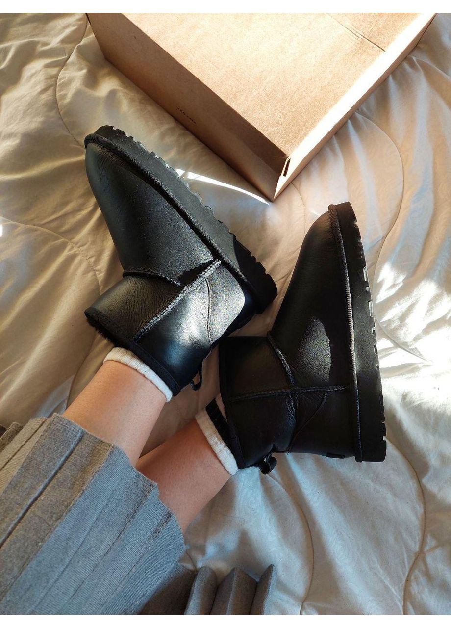 Черные угги мужские ugg classic mini black leather No Brand