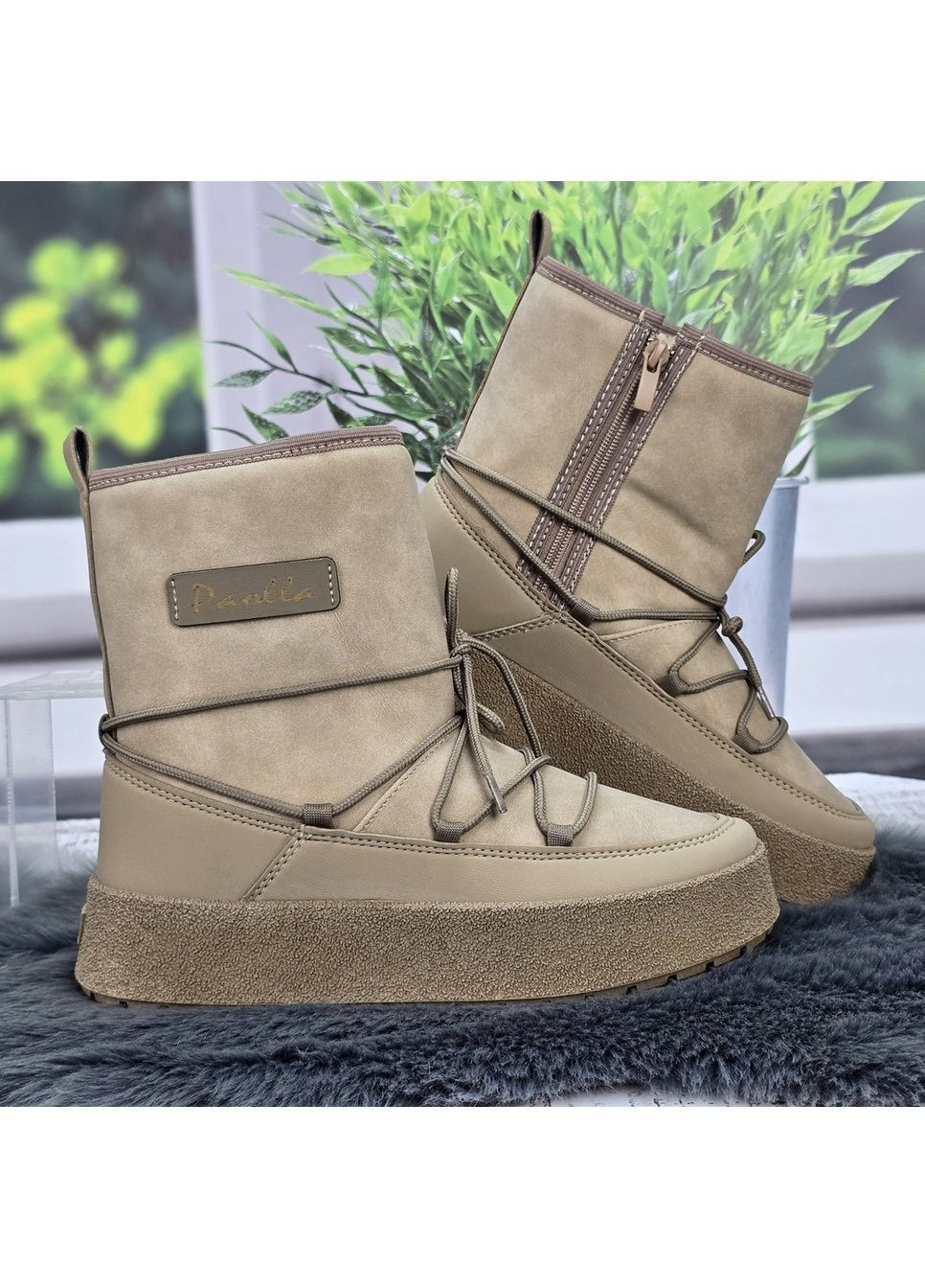 Зимние сапоги угги черные женские зимние утепленные на молнии Paolla