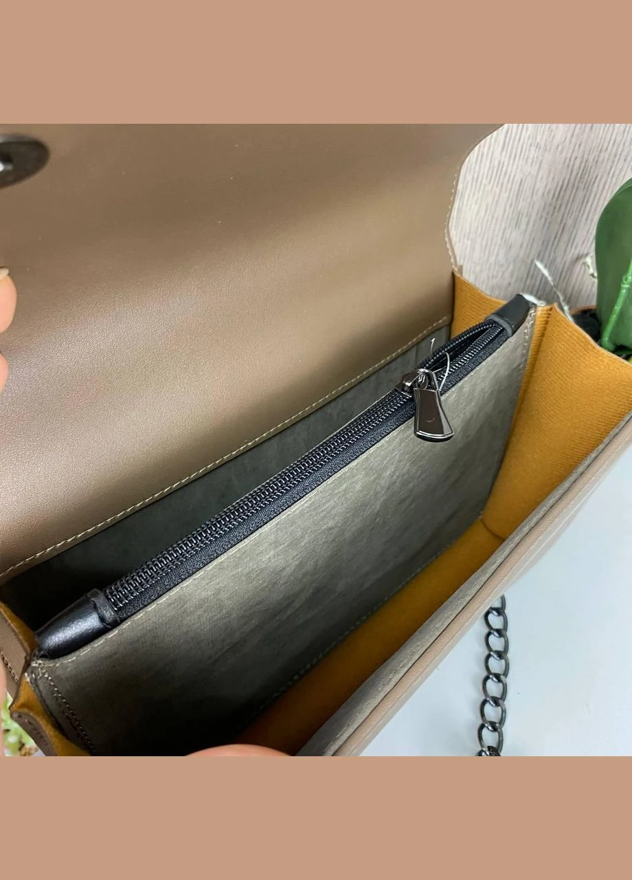 Жіноча міні сумочка клатчстегана на плече Мокко No Brand (298997914)