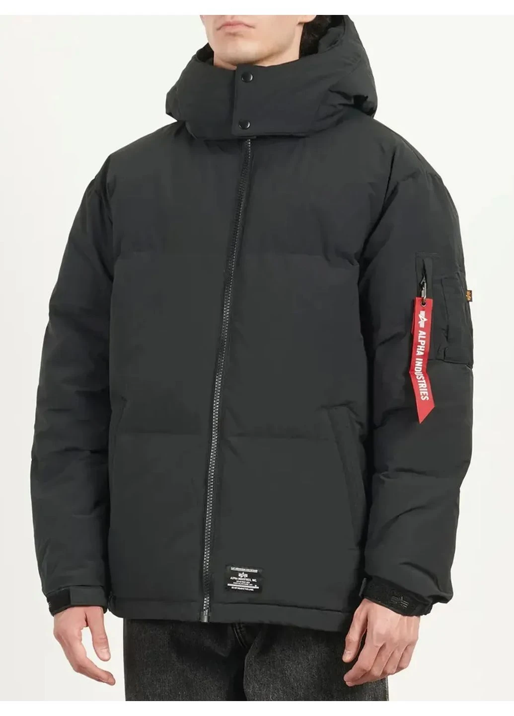 Черный Пуховик Alpha Industries