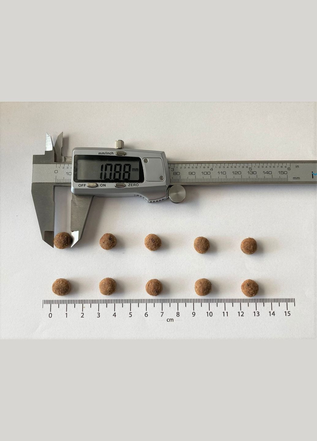 Сухий корм для стерилізованих кішок Cat GF Sterilized Immunity Support зі свининою 0.4 кг (8595602565061) Brit Care (307981050)