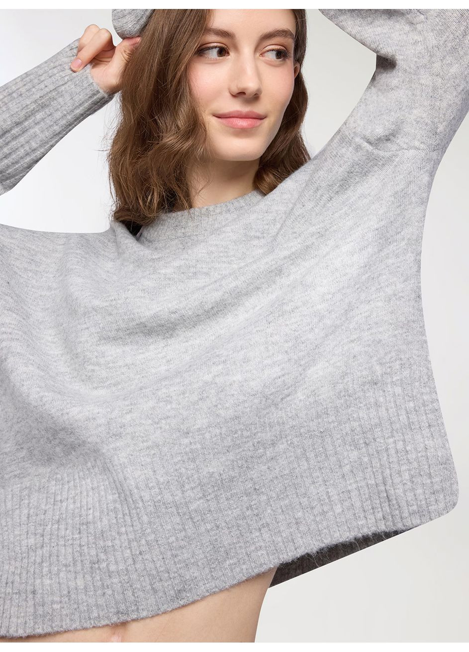 Сірий зимовий светр жін Terranova