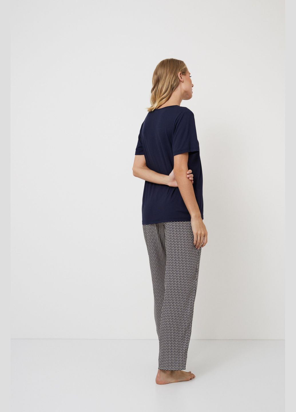 Темно-синя всесезон піжама футболка + штани Aruelle