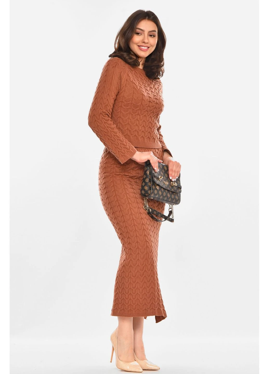Костюм женский однотонный коричневого цвета Let's Shop (390366477)