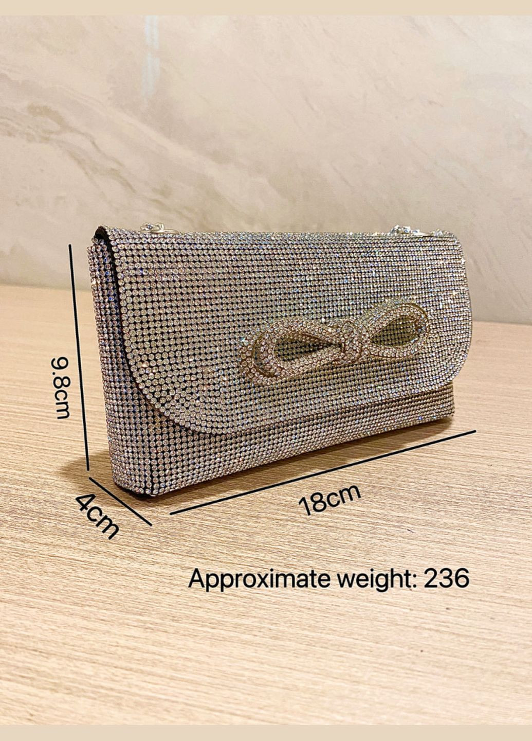 Праздничный клатч с камешками и бантом. No Brand (322414655)