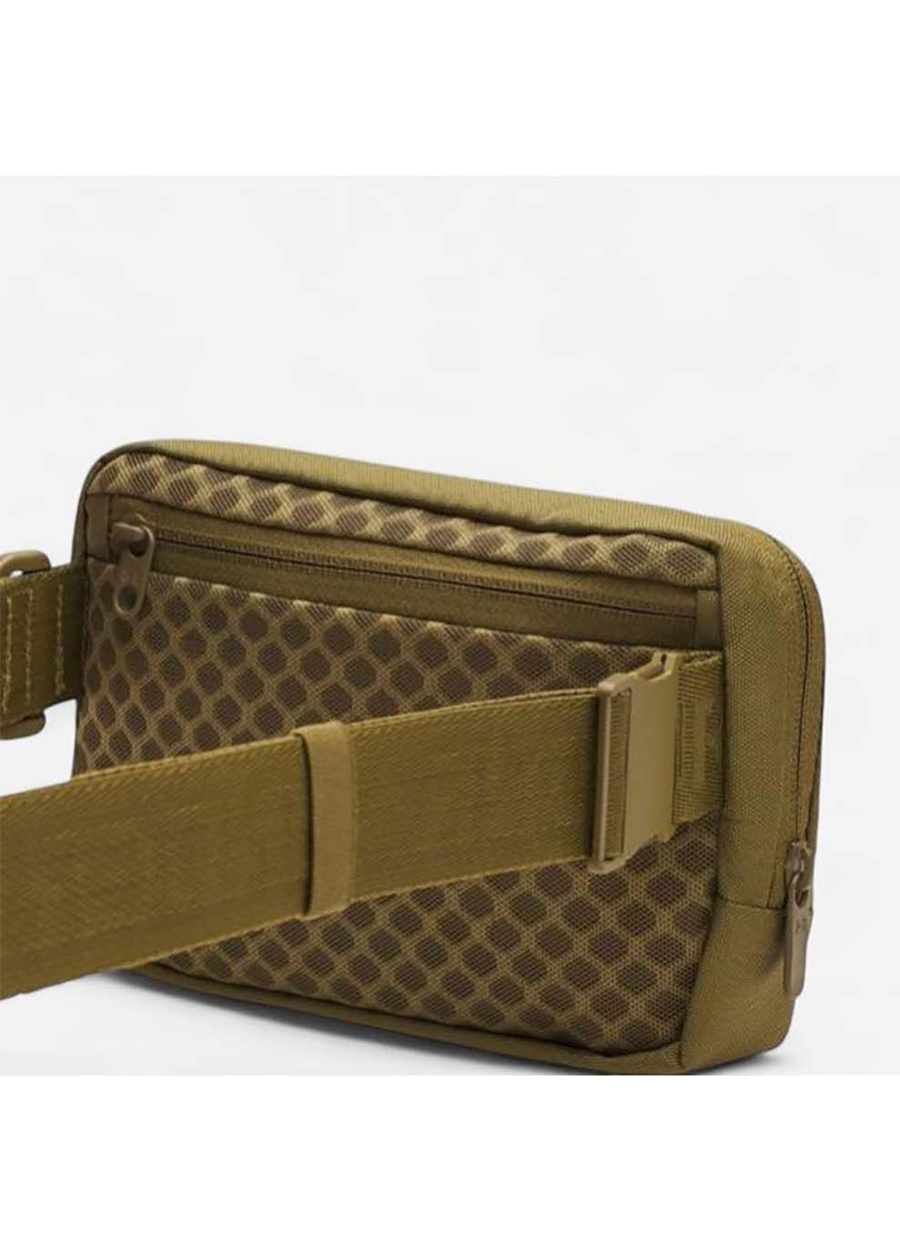 Сумка на пояс UA Essential WB Xbody 2L зелений Уні 20 x 13,5 x 5 см Under Armour (367601927)