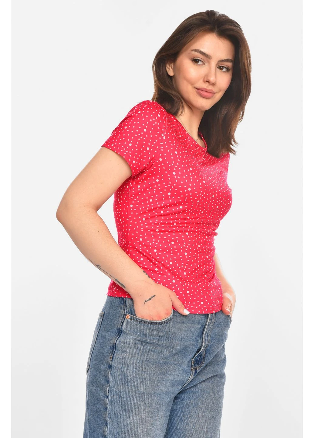 Футболка жіноча рожевого кольору з принтом Let's Shop - (389485653)