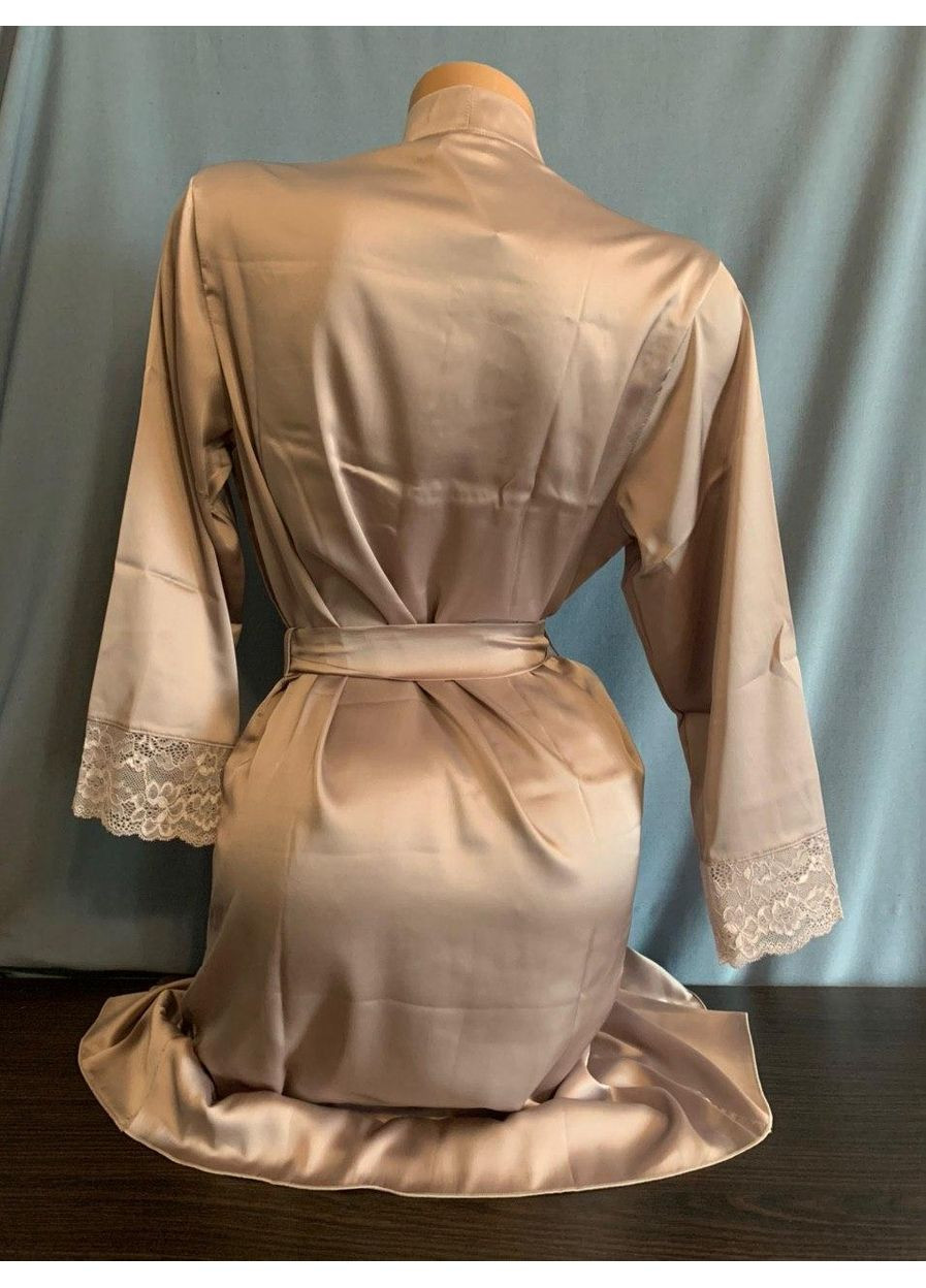 Шелковый халат с кружевом No Brand (369723406)