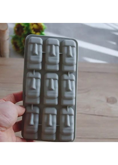 Молд силіконовий Моаї 11 на 20 см сірий Jannet молди (362191672)