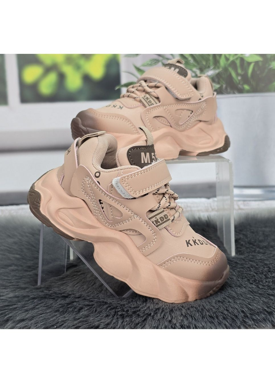 Розовые демисезонные кроссовки детские для девочки Jong Golf