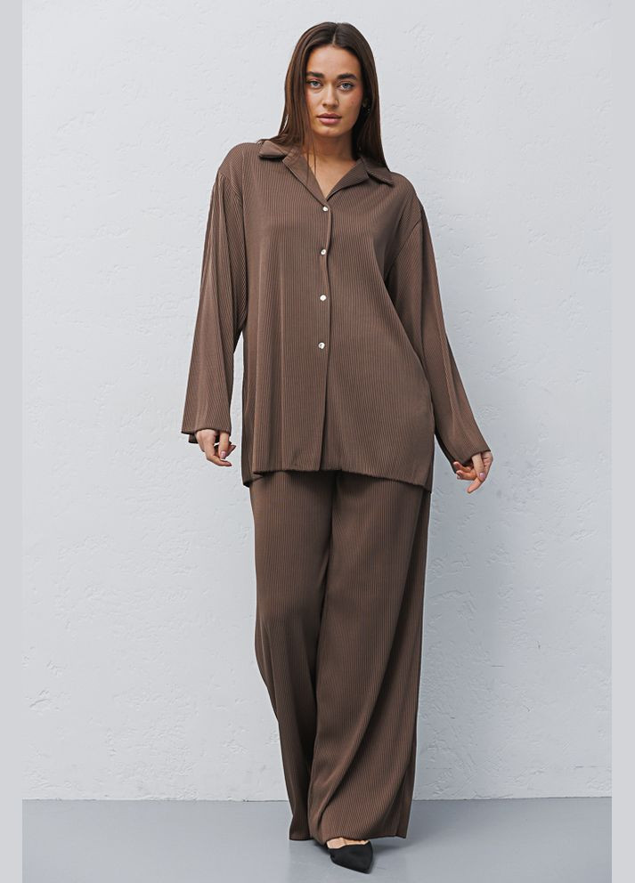 Женский плиссированный костюм коричневый со штанами и рубашкой Arjen (289787449)