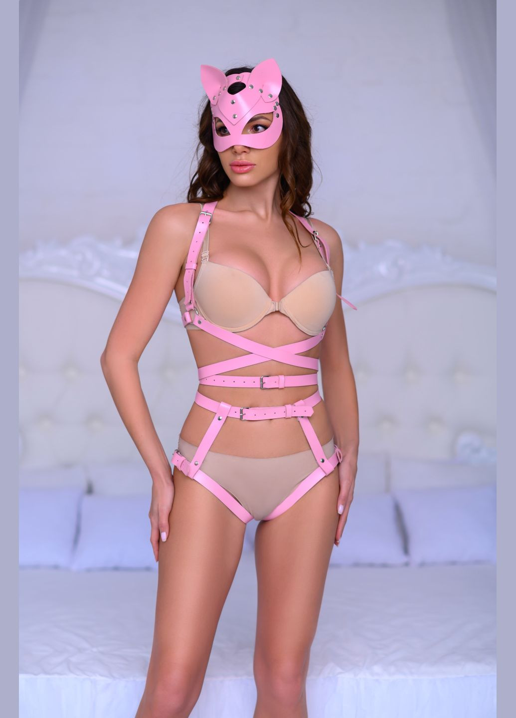 Натуральная кожа розовый комплект портупея гартеры и маска на все тело Needle No Brand (294608332)