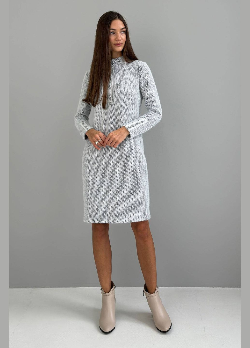 Сіра сукня Nenka