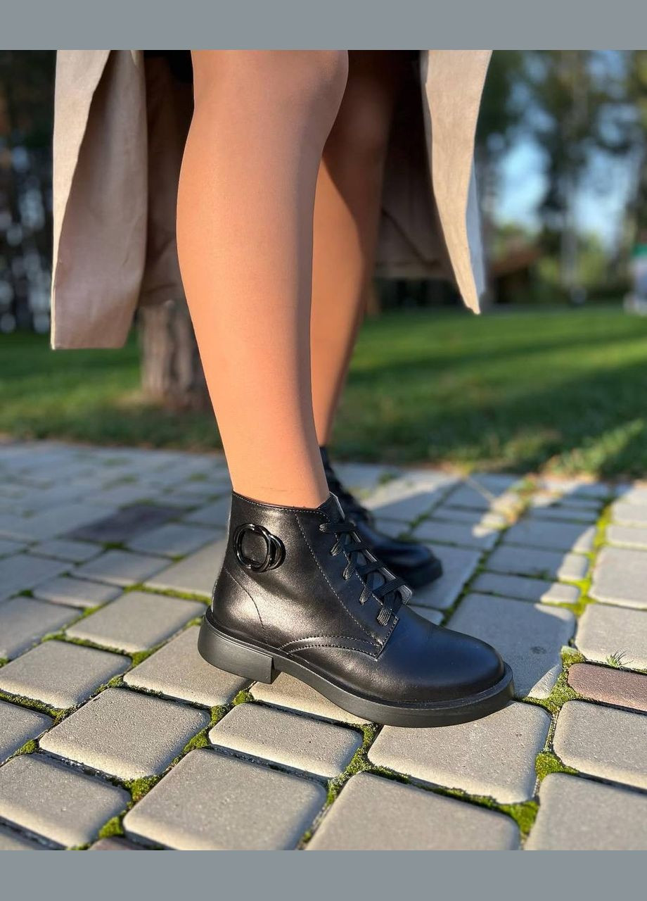 Осенние женские классические ботинки из натуральной кожи черные (1042) No Brand