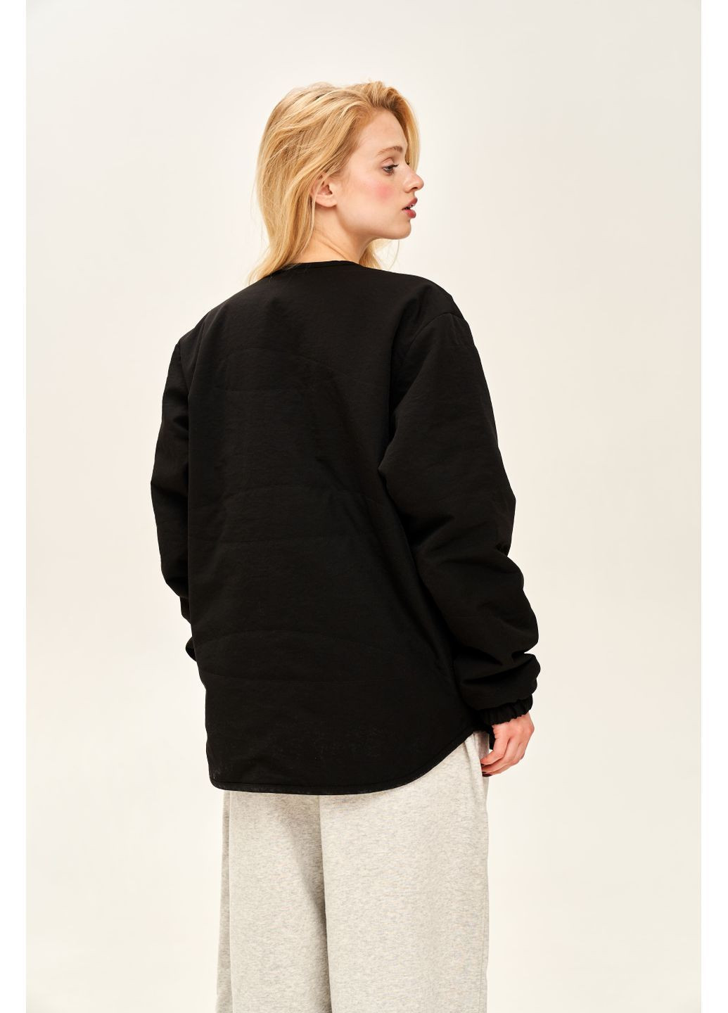 Черная демисезонная жакет с аппликацией "курочки" SYNONYMS