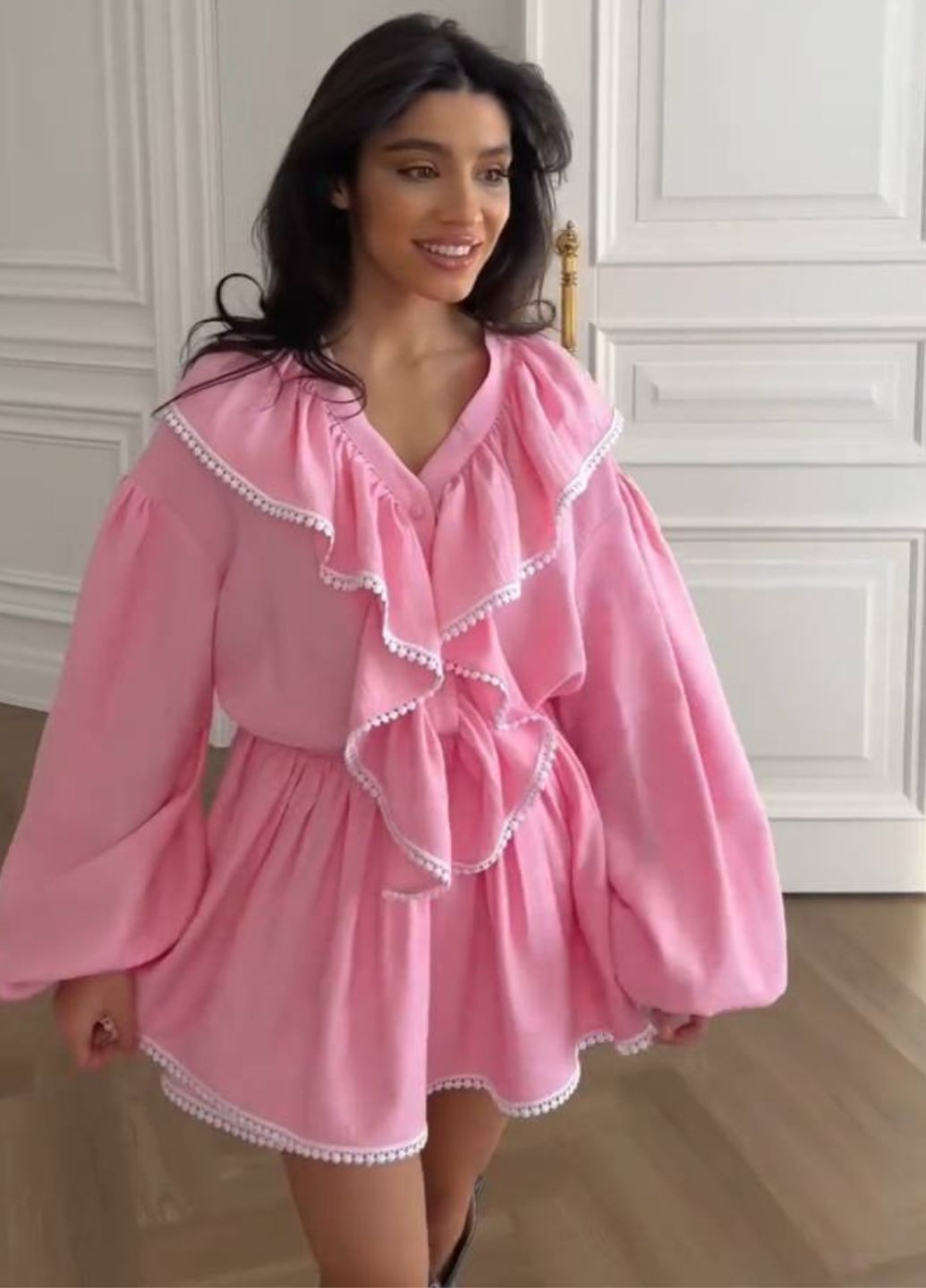 Жіночий костюм із софту з мереживом, сорочка на гудзиках та спідниця-шорти Allthings (325429556)