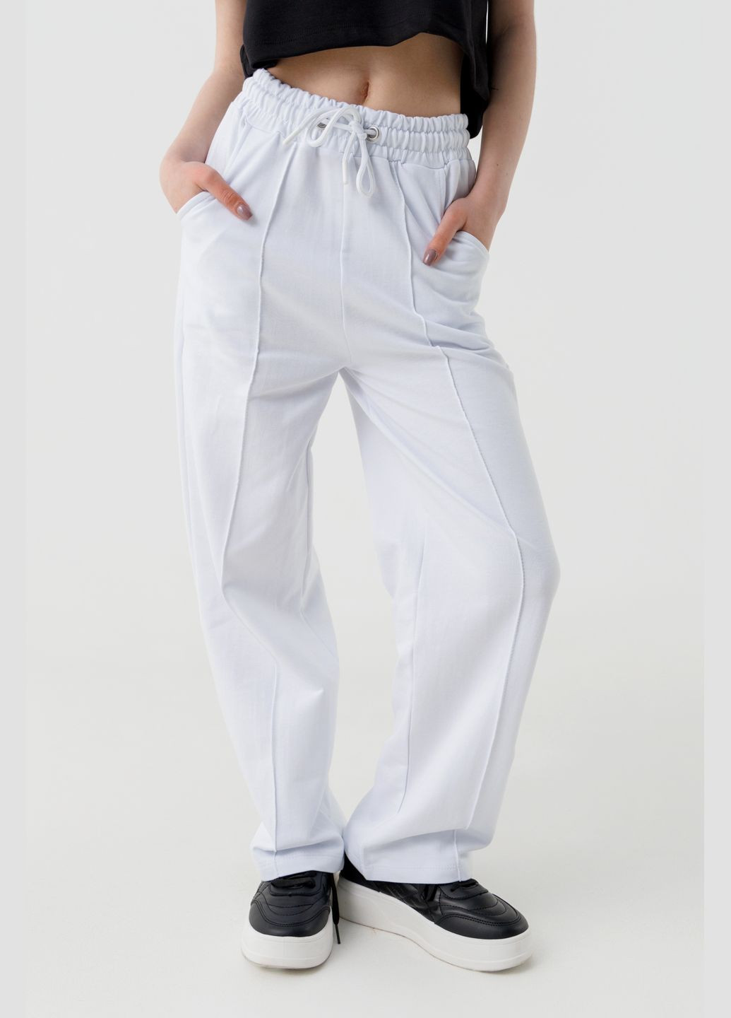 Белые спортивные демисезонные брюки Timi