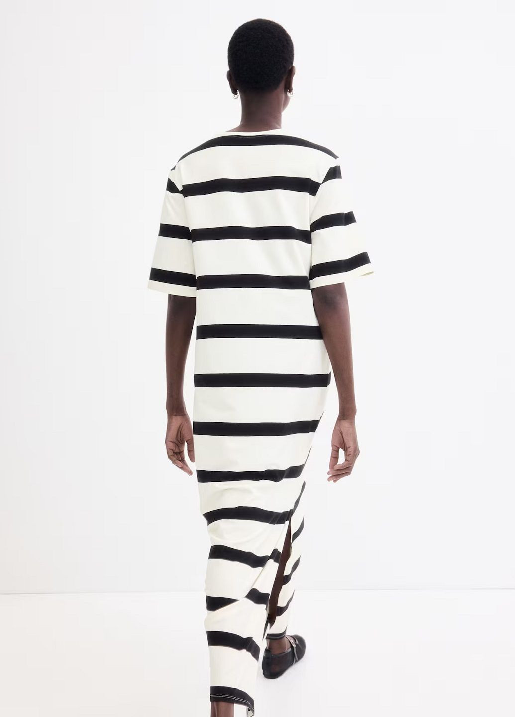 Кремовое кэжуал платье H&M однотонное