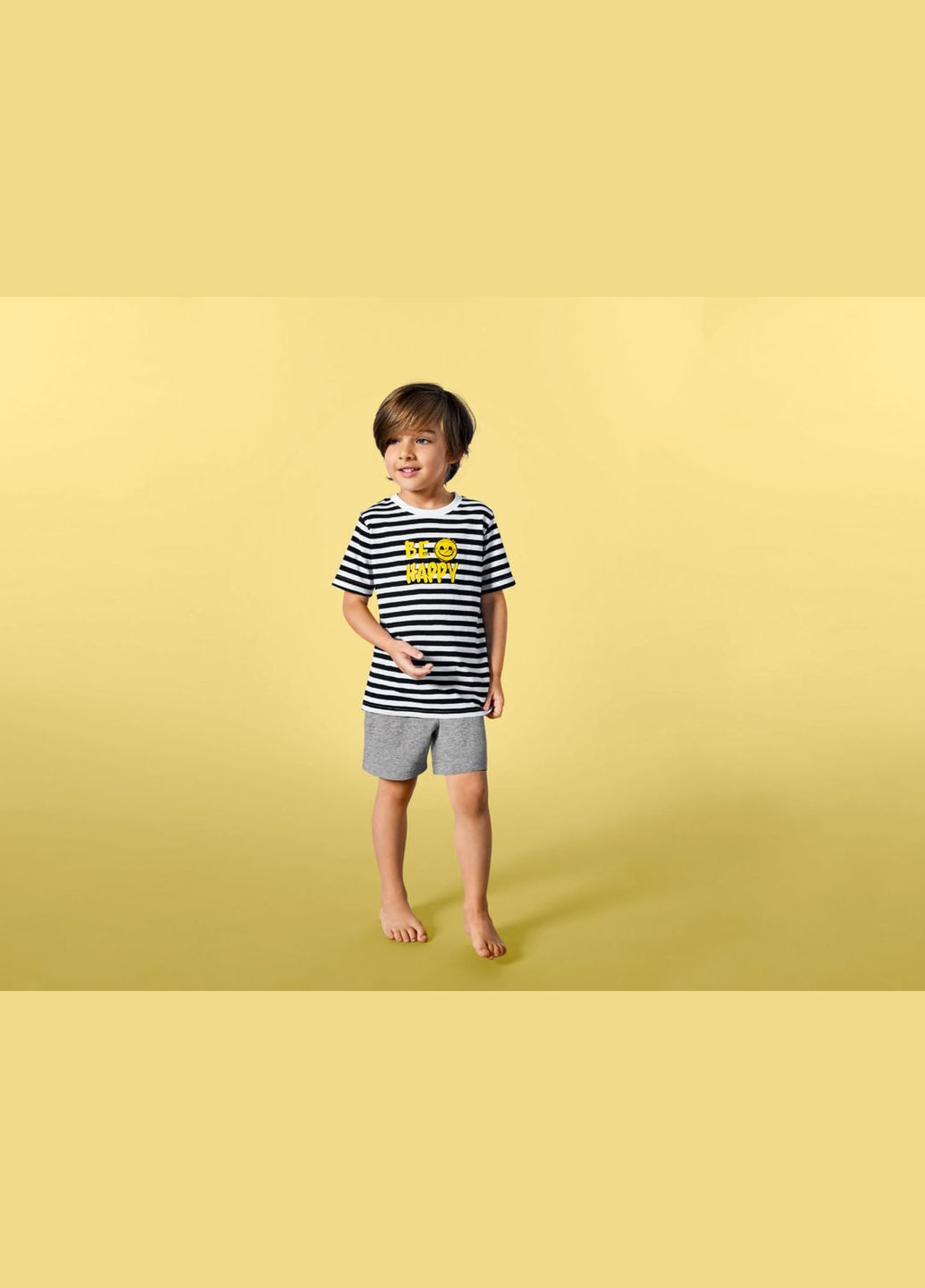 Сіра всесезон піжама літня для хлопчика футболка + шорти Lupilu