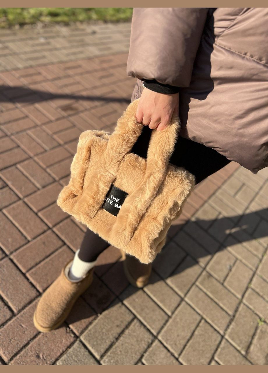 Женская сумка Totebag коричневая меховая No Brand (313105396)